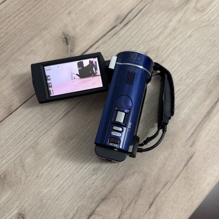 Sony Handycam HDR-CX200E
