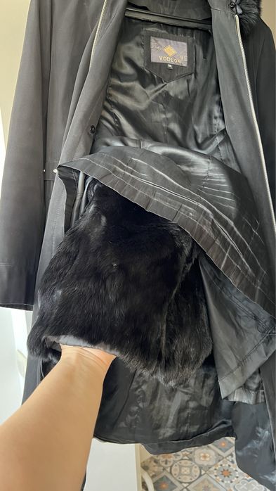 Зимнее пальто  , куртка , шуба,внутри натуральный мех кролика