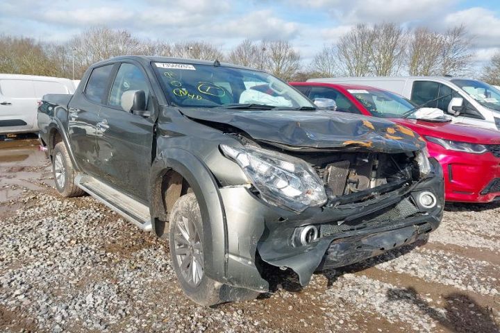 Dezmembrez Mitsubishi L200 5
