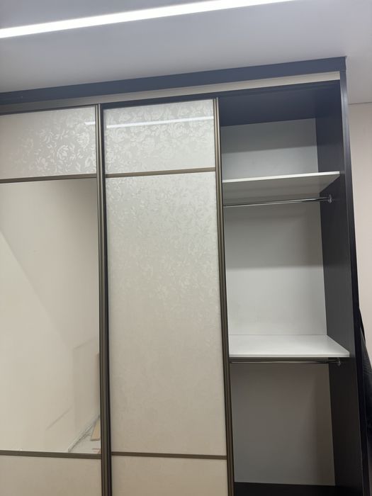 Продам шкаф-купе