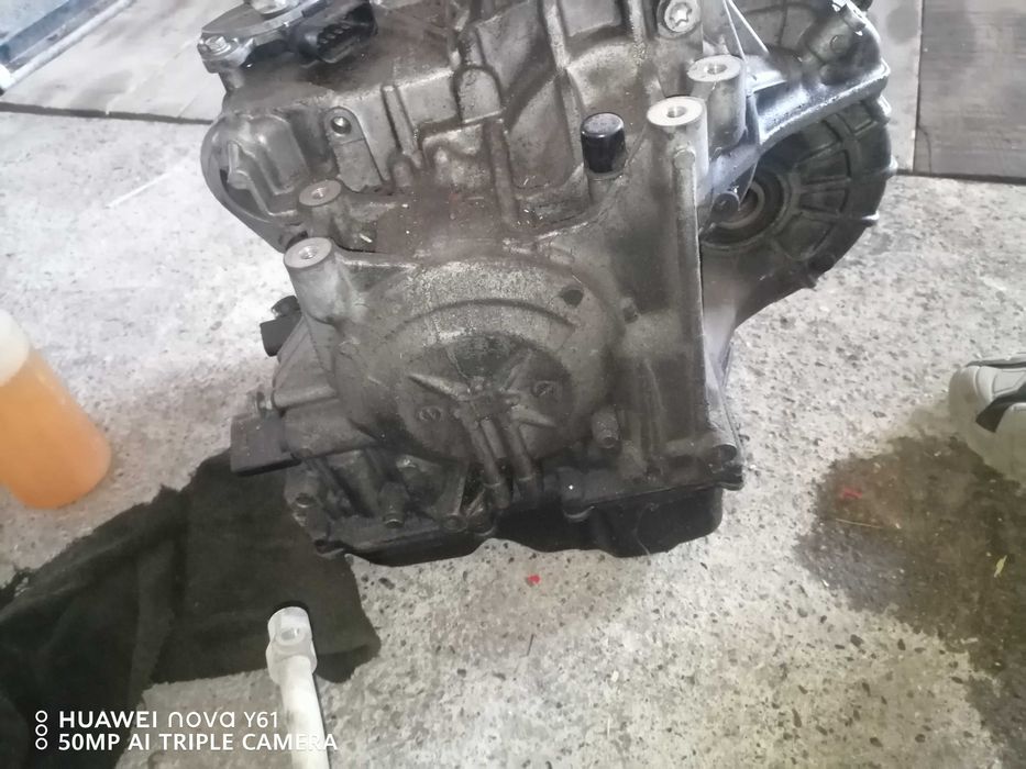 Скоростна кутия Пасат Б6 2.0 200кс