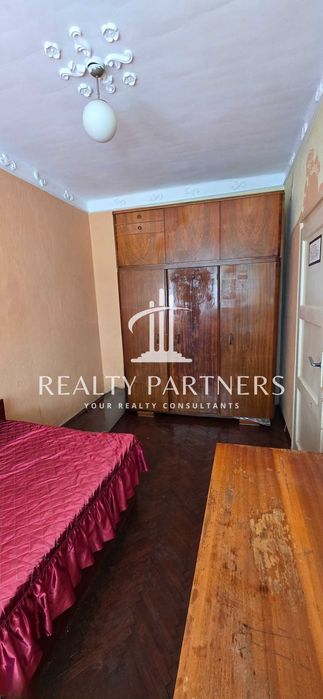 Дава се под наем Двустаен апартамент в Перник, Изток - 60 кв.м за 255 € - Снимка #9