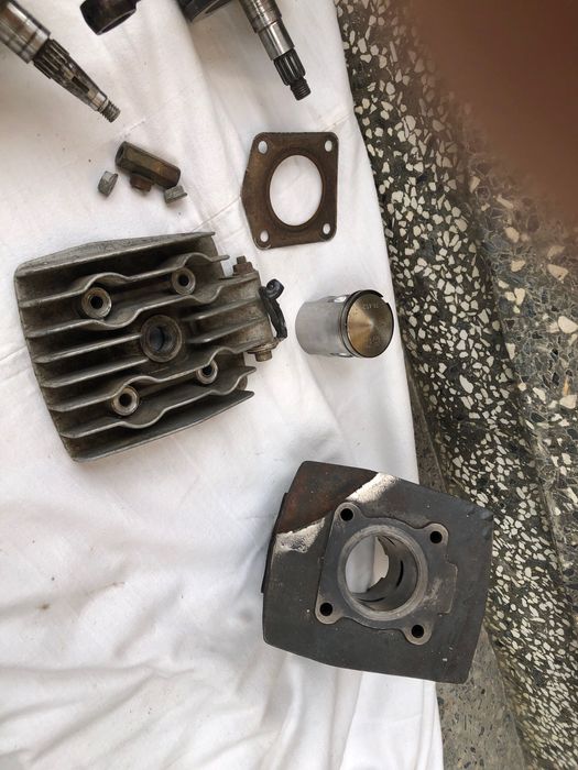 Детски кросов мотор Malaguti Grizzly 12 На части!!!