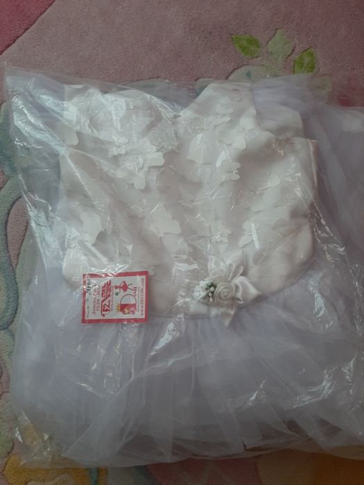 Официална рокля 146 размер