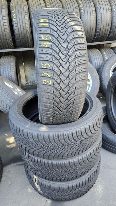 4 anvelope iarnă Falken 225/45/19 -6mm