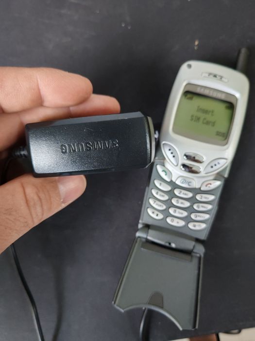 Samsung cu Clăpiță