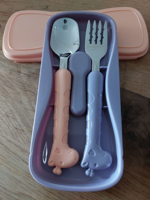 Прибори за хранене за деца/ комплект вилица и лъжица