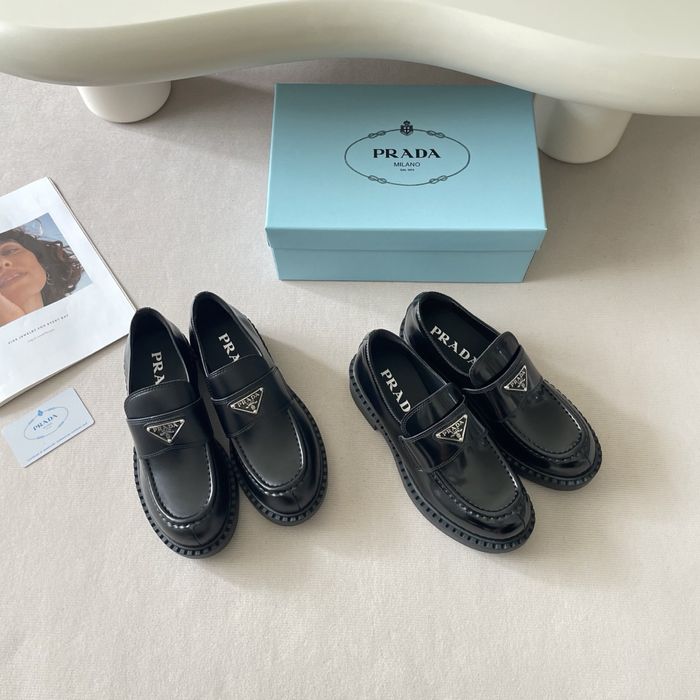 Pantofi Prada piele