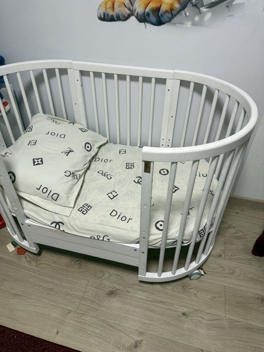 Продам детскую кроватку Davinci