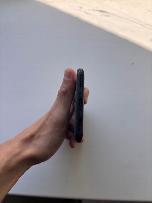 Продам телефон Huawei P30 Lite