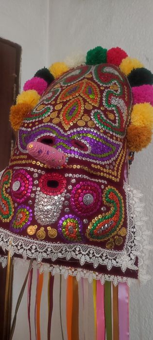 Кукерска маска, гугла, уникат, арт, ръчна бродерия