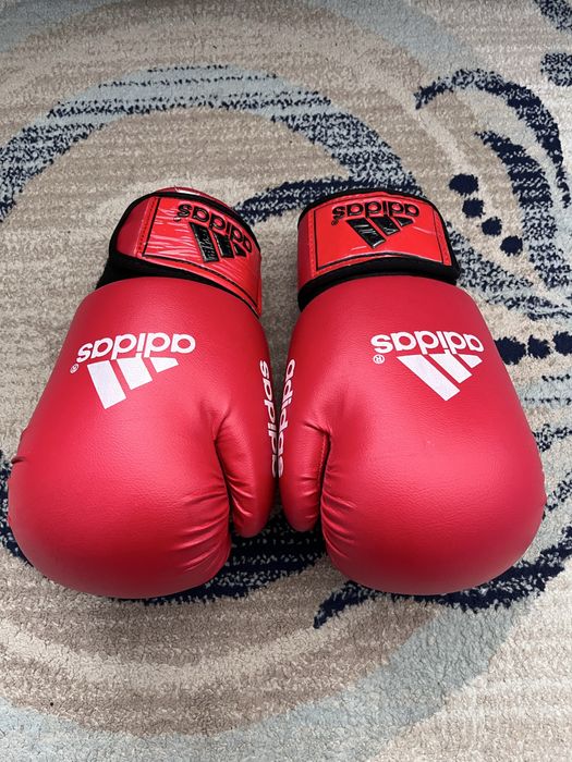 Набор бокс перчатки лапы и шлем