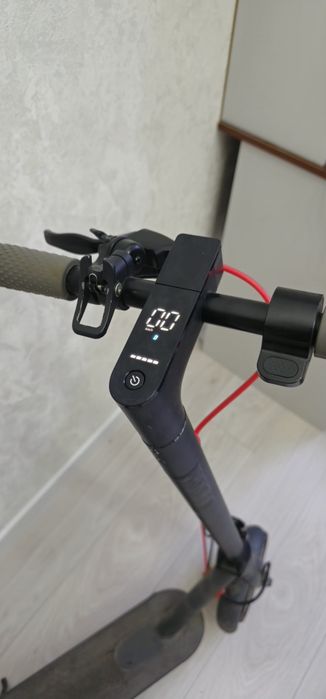 Elektro samakat Drongo