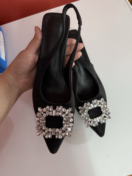 Продается туфли новые