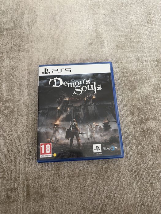 Игра Demon Souls за playstation 5