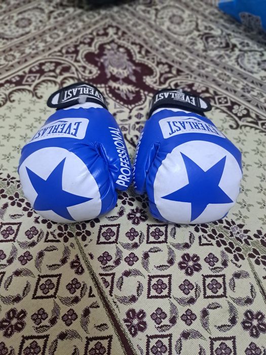 Boks  perchatki.