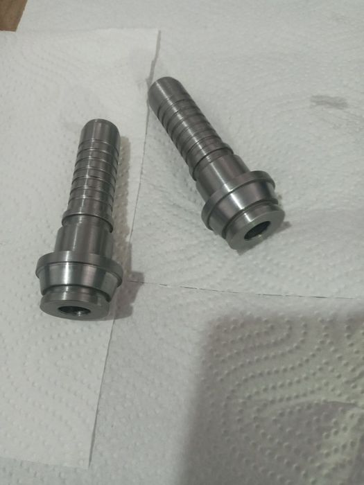 Токарь, токарные работы. Дорого.