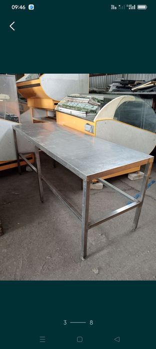 Продам торговое оборудование б.у.