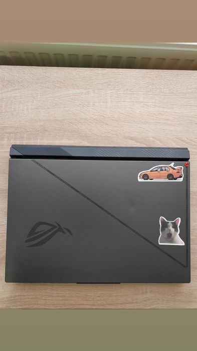 ASUS ROG Strix G16 i7-13650HX RTX 4060 / 165Hz / stare bună