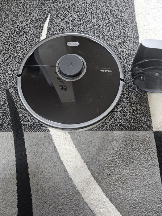 Roborock s5 Max.