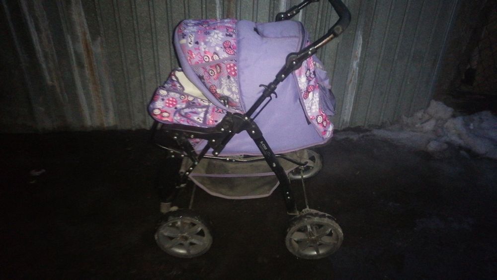 Продам коляска хорошая