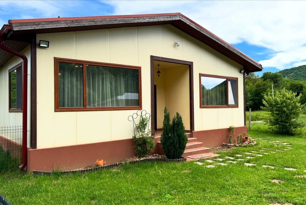 Къща за гости "Вила Бела"