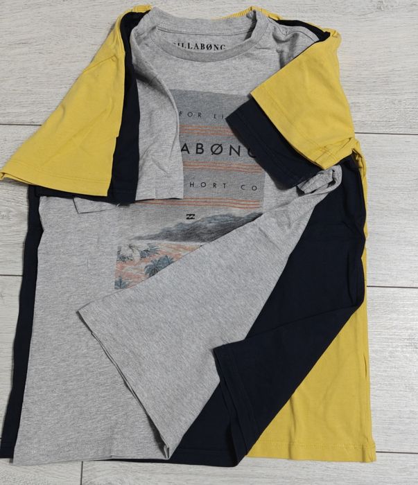 Lot tricou pentru copii. 10-12 ani