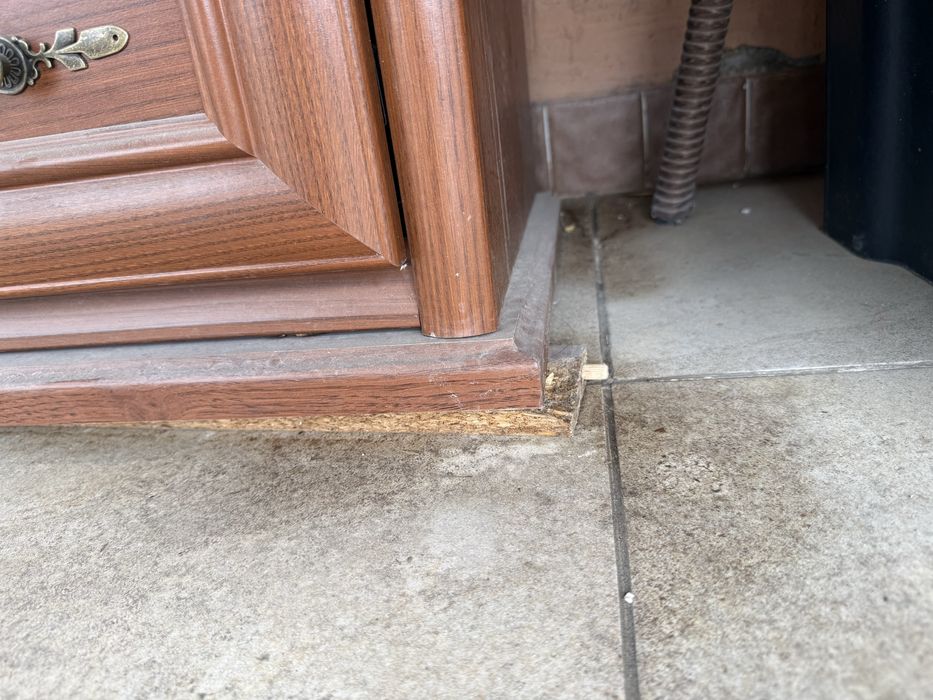 Отдам шкаф даром!