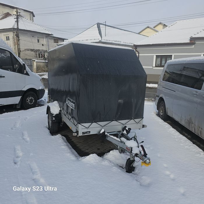 Vand remorca calitate germana