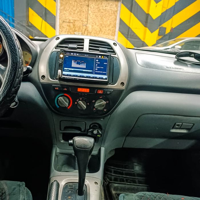 Toyota RAV4 продам