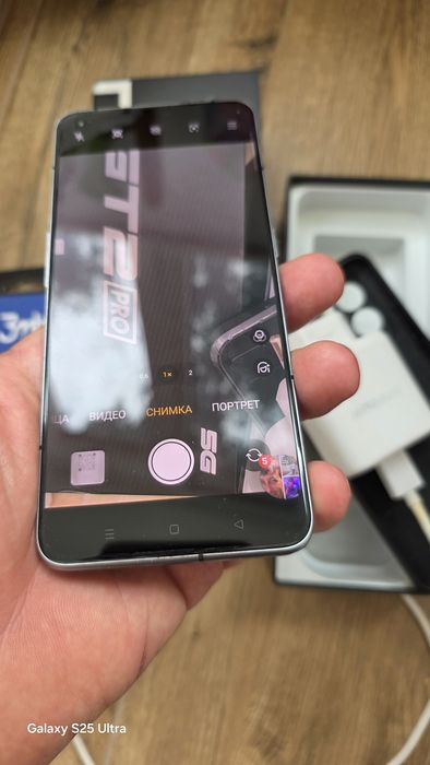 Продавам телефон Realme gt 2pro 12gb