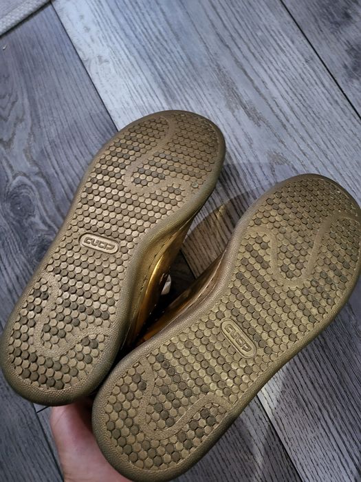 Vand adidasi nr 37 de copii