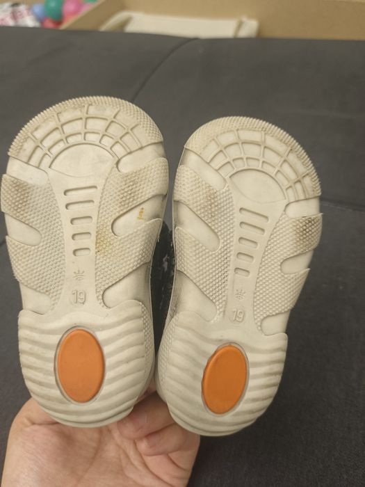 Осенние детские ботинки