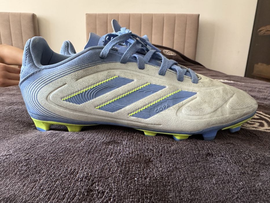 продам бутсы с шыпами