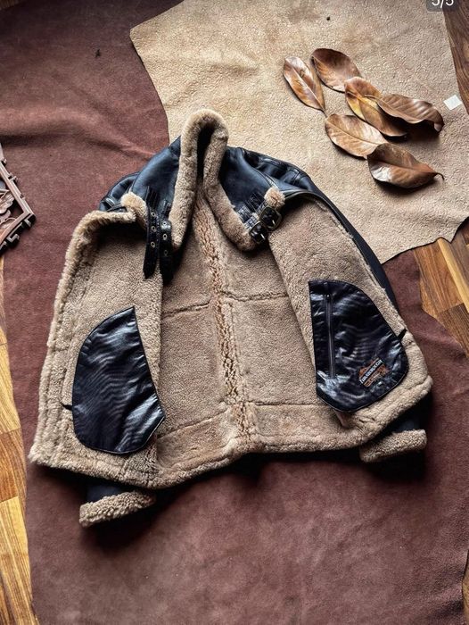 Новая дубленка из овчины.