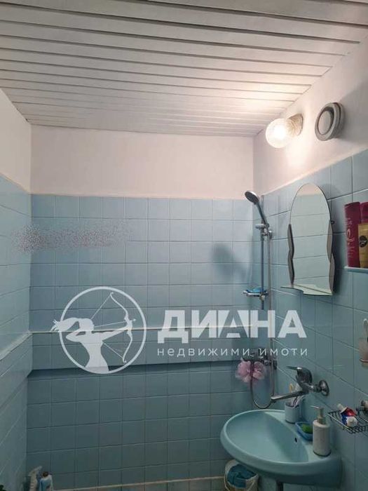 Продава се Тристаен апартамент в Пловдив, Кючук Париж - 84 кв.м за 1655 €/кв.м - Снимка #8