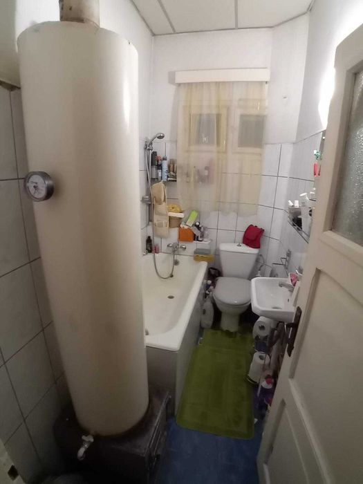 Proprietate deosebită în Vatra Dornei – Apartament 2 camere + garaje și spații multiple
