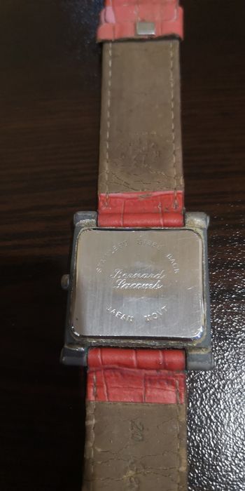 Часовник B&L Bernard Lacombe