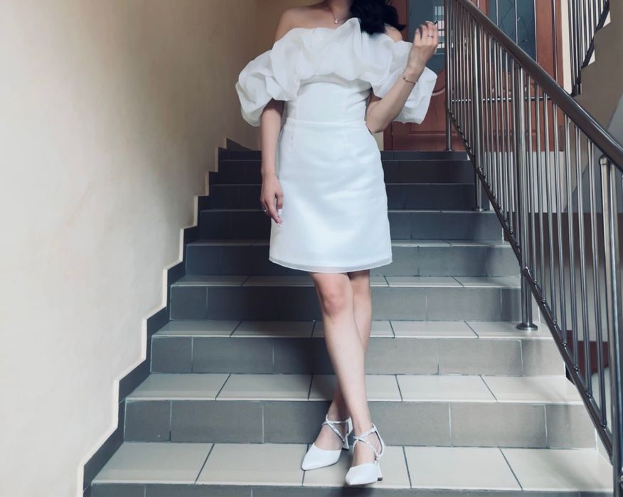 Продается белое платье