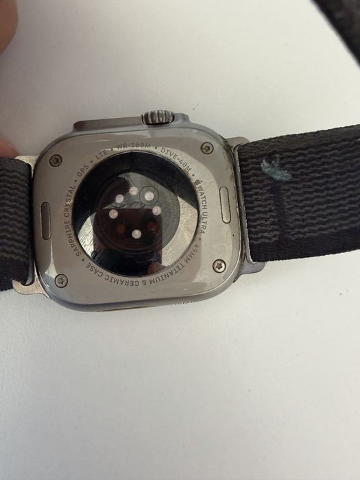 Apple Watch Ultra 1 (49mm) Titanium • Перфектен