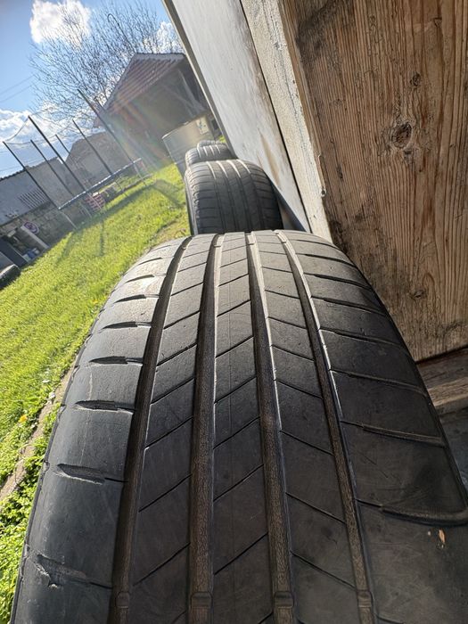 Гуми 235/45 R18  BRIDGESTONE