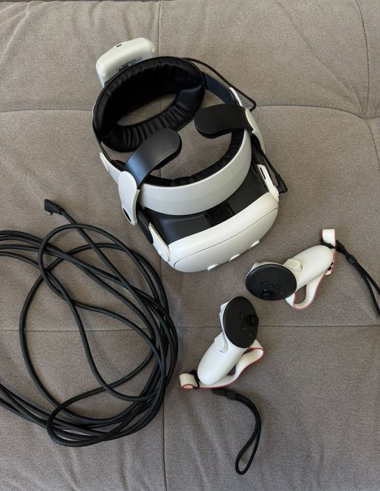 Продаю Meta (oculus) quest 3