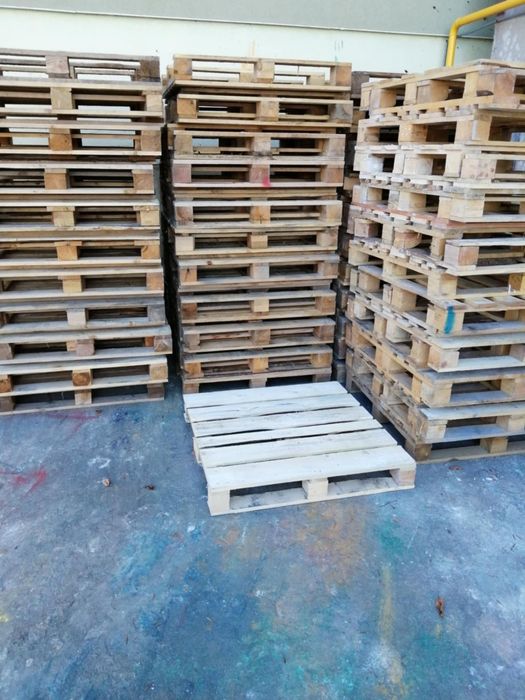 Палети и скари различни размери,