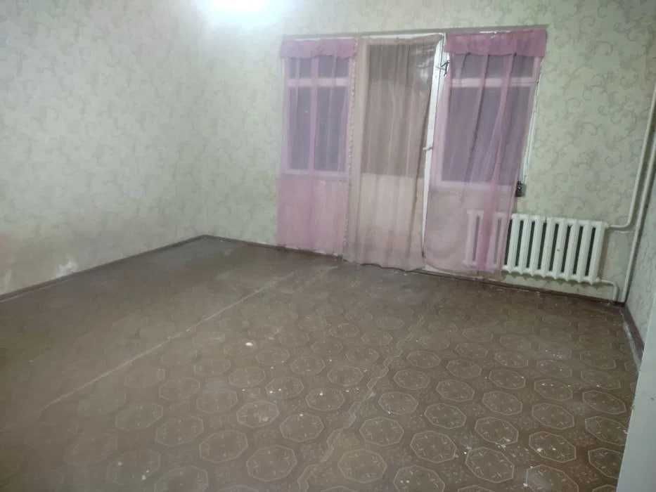 Очень СРОЧНО продается квартира на Себзаре.Ганга (П)