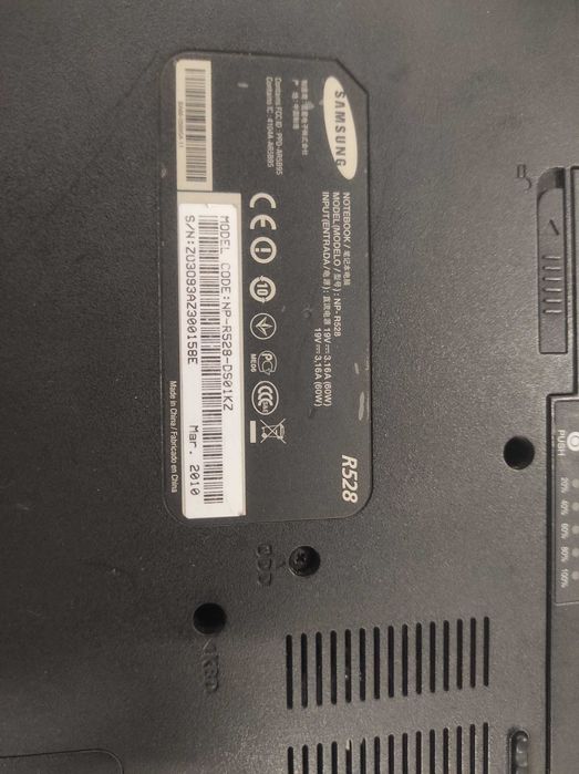 Ноутбук Samsung R528