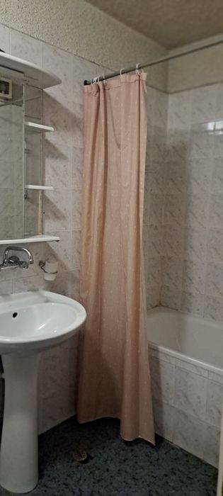 Дава се под наем Тристаен апартамент в София, Белите брези - 100 кв.м за 510 € - Снимка #2
