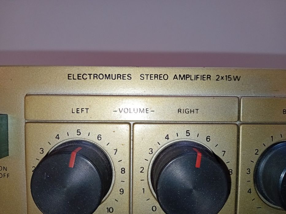 Amplificator Electomures stereo 2x15w