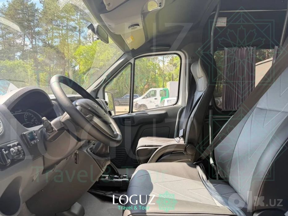 Chorvoq va Chimyon oilaviy va korporativ yo'nalishlar Vip Mikroavtobus