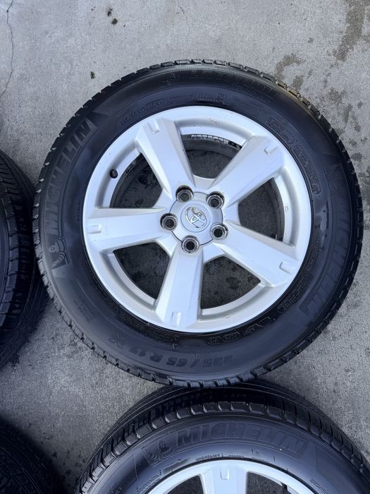 Оригинални джанти Toyota Rav4 17 цола 5x114,3