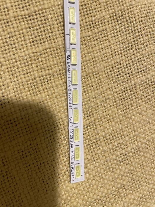 Продавам части от телевизор Philips 46PFL5007K/12